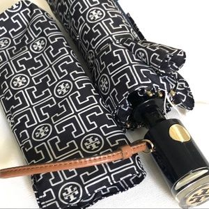 Navy TORY BURCH logo umbrella with cover